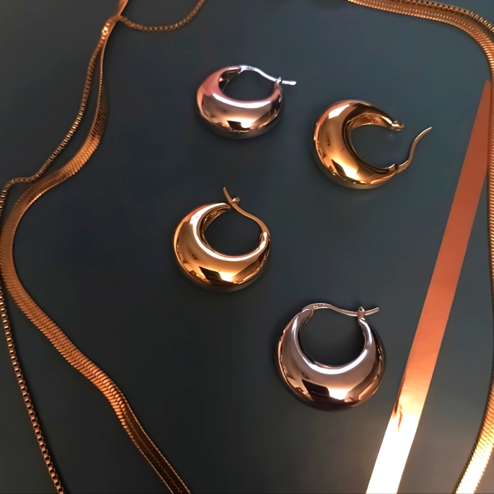 Dainty Small Hoops